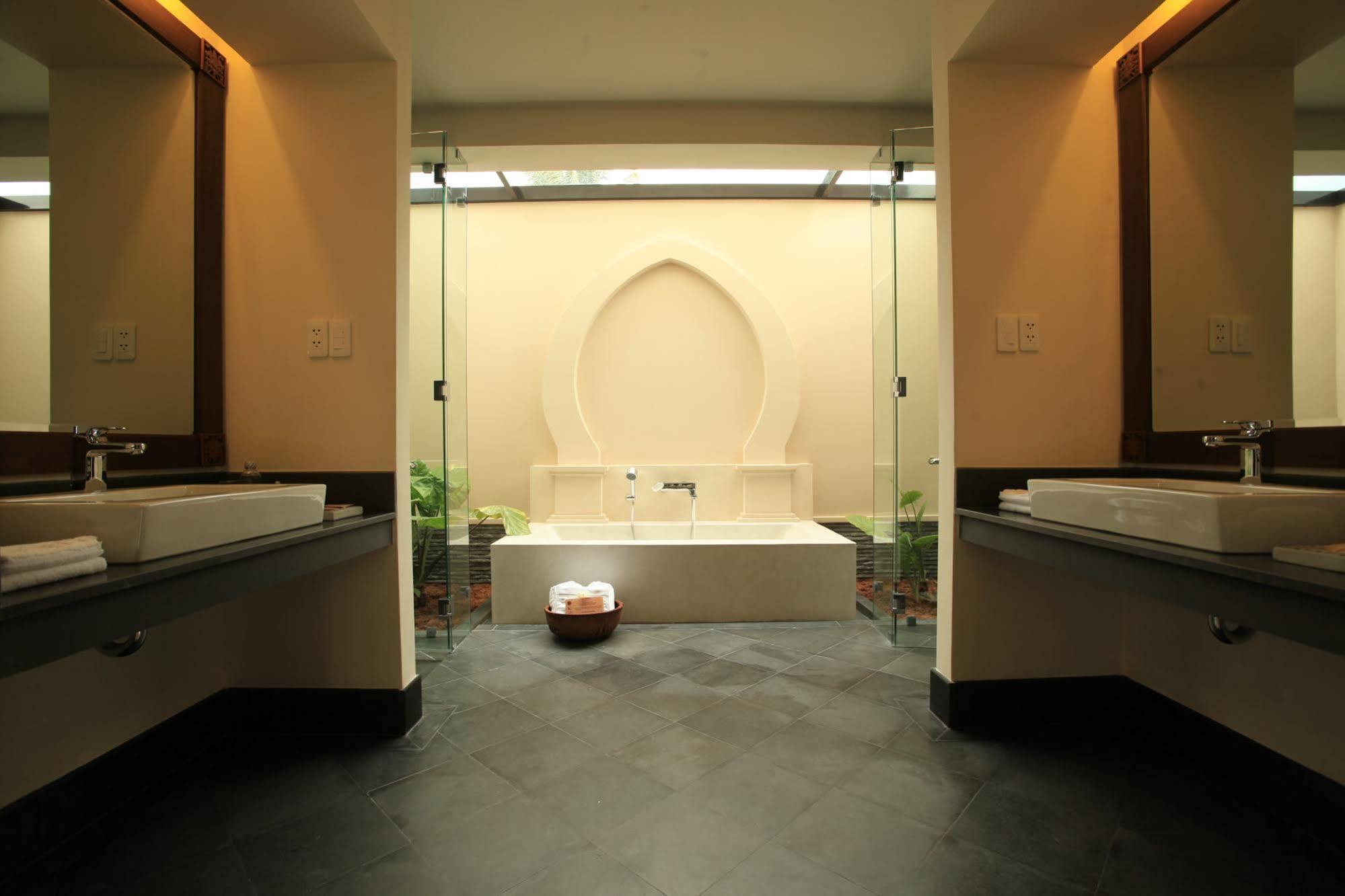 Pulchra Resort Danang Exterior photo